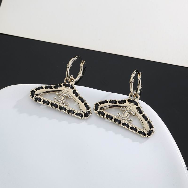 Chanel Earring 04yxs112